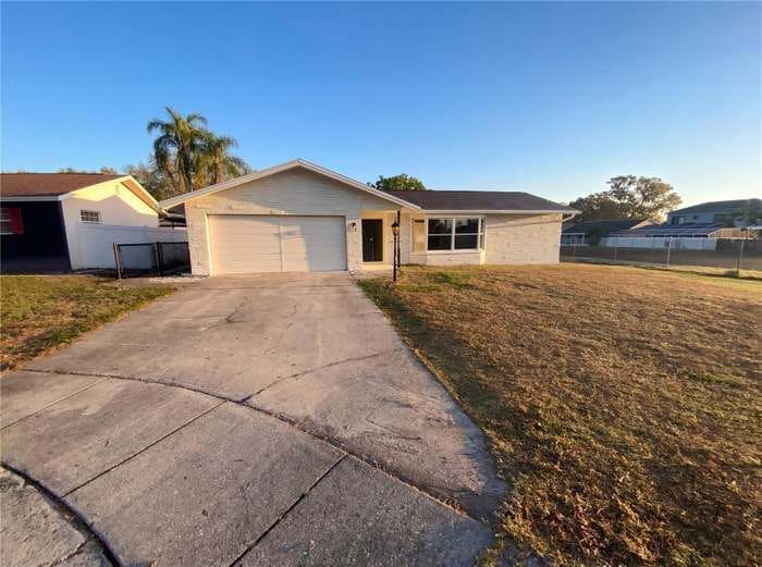 408 Ocean Ct in Clearwater, FL - Building Photo