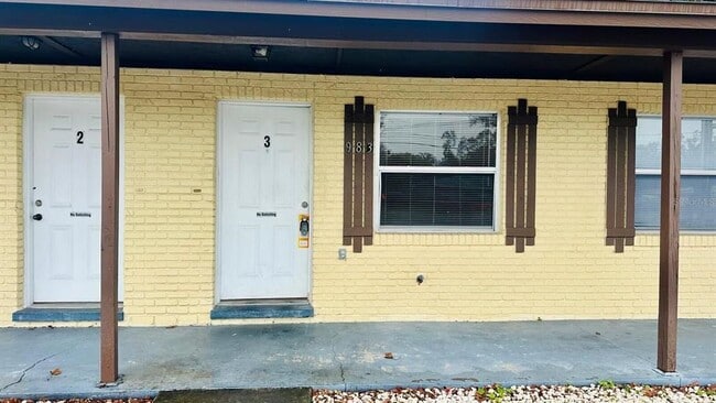 property at 979 S Berkley Rd