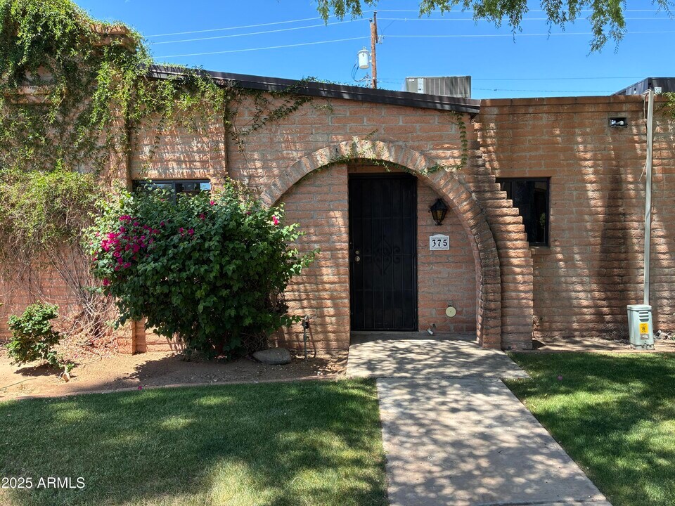 3066 N 32nd St in Phoenix, AZ - Building Photo