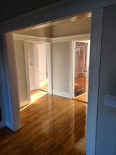 29 Linden St, Unit 2 in Boston, MA - Building Photo - Building Photo