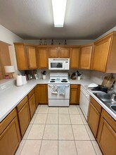 3760 Oldenburg Ln in College Station, TX - Building Photo - Building Photo