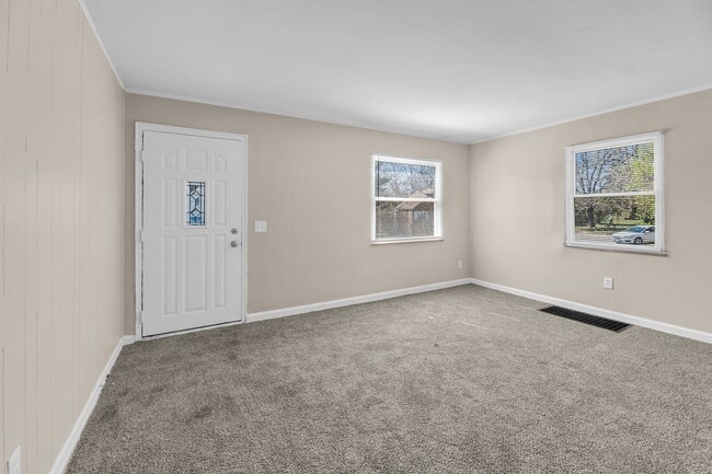 2922 Royal Glen Dr in Cincinnati, OH - Building Photo - Building Photo