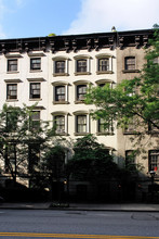 454 W 23rd St in New York, NY - Building Photo - Building Photo