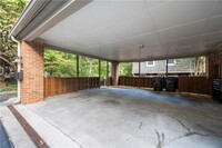 463 The North Chace in Atlanta, GA - Building Photo - Building Photo