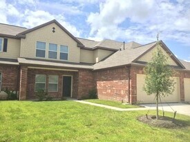 12306 Dona Lane in Houston, TX - Building Photo