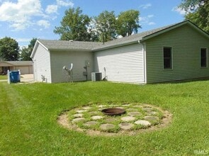 12930 Indiana St in Grabill, IN - Building Photo - Building Photo