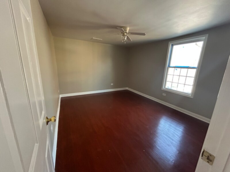 14520 Harvey Ave, Unit 2nd Floor in Harvey, IL - Building Photo