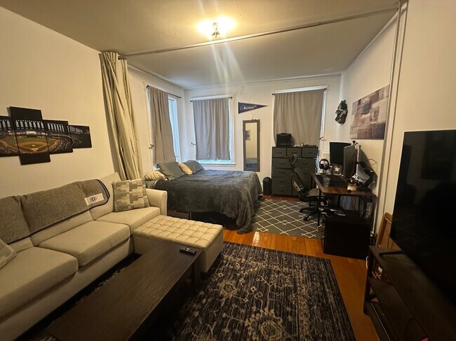 11 Tetlow St, Unit 41 in Boston, MA - Building Photo - Building Photo