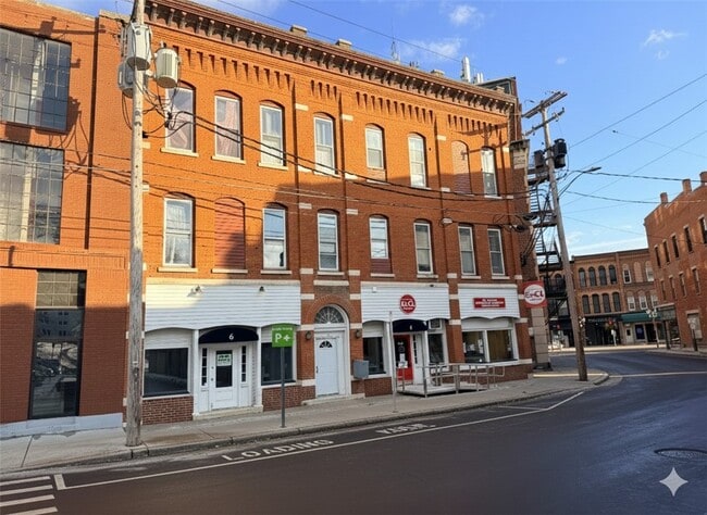 property at 6 Dietz St