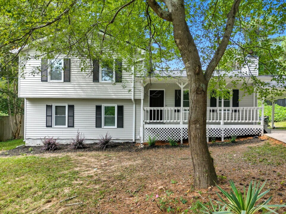 3198 Booths Ct in Dacula, GA - Building Photo