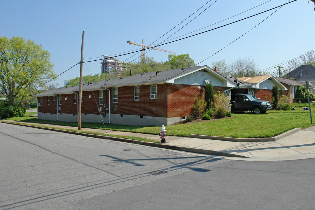 1212 Hawkins St in Nashville, TN - Building Photo