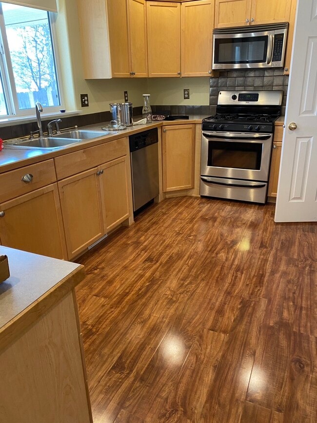 1165 E 19th N St in Mountain Home, ID - Building Photo - Building Photo