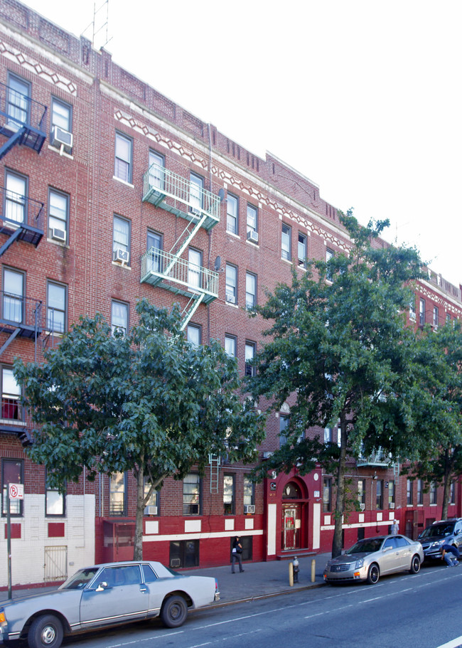 1236 Grand Concourse in Bronx, NY - Building Photo - Building Photo