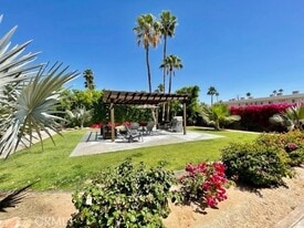 37067 Bankside Dr, Unit 3 in Cathedral City, CA - Building Photo