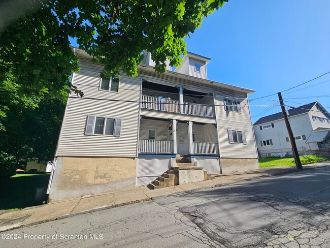 property at 1019 Bunker Hill St