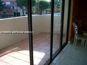 7740 Abbott Ave in Miami Beach, FL - Building Photo - Building Photo