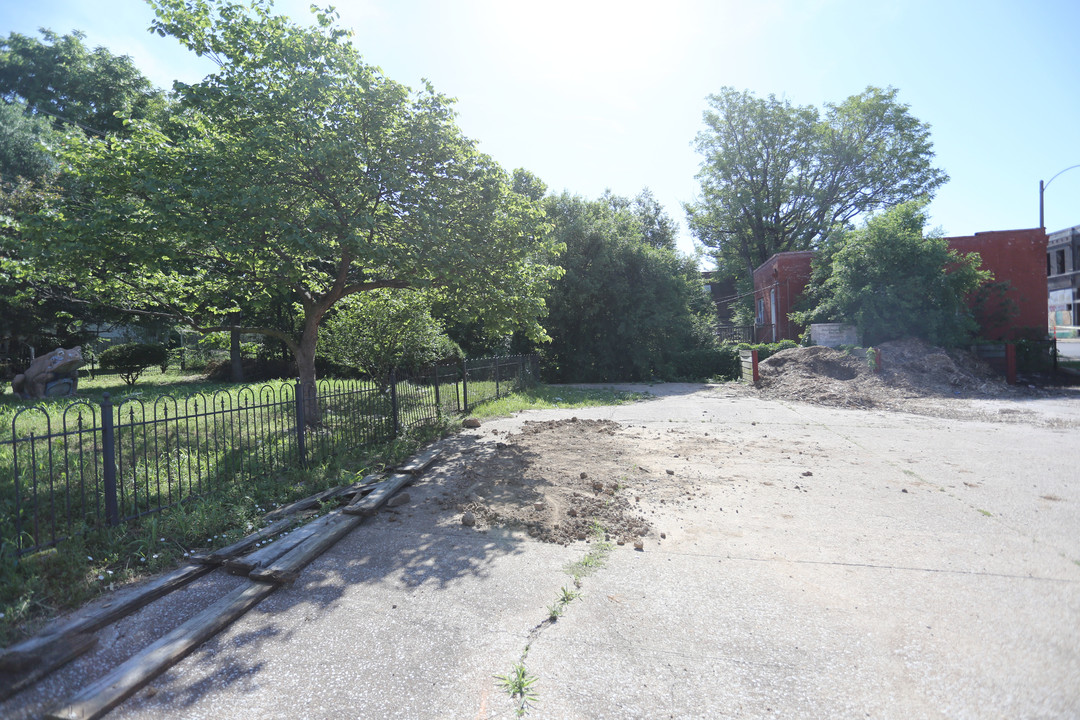 Chippewa Park in St. Louis, MO - Foto de edificio