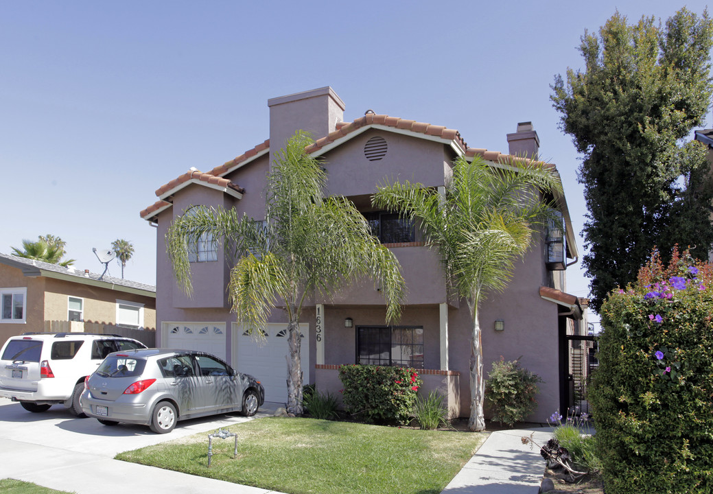 1636 Meade Ave in San Diego, CA - Foto de edificio