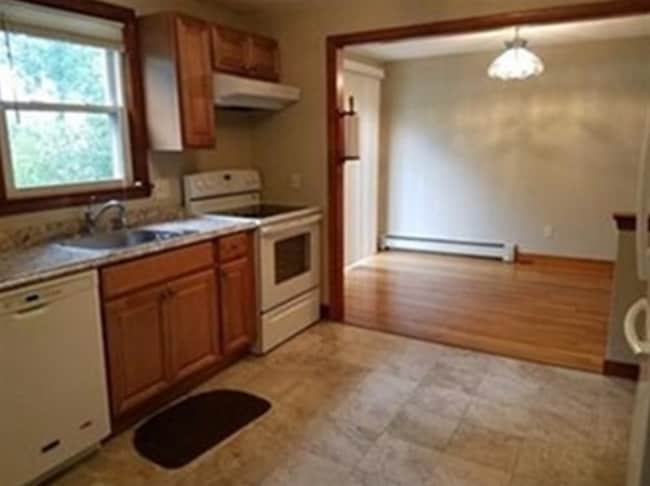 40 Sturges St, Unit 1 in Medford, MA - Building Photo - Building Photo