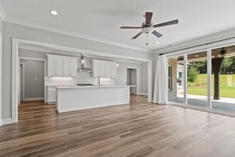 1439 Cherokee Ridge Dr in Union Grove, AL - Building Photo - Building Photo