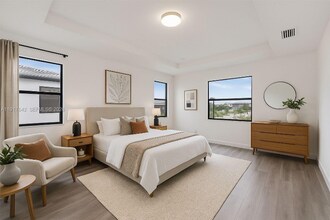 8472 SW 29th St in Miramar, FL - Building Photo - Building Photo