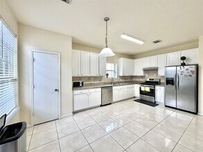 2214 Bristol Bend Ln in Katy, TX - Building Photo - Building Photo