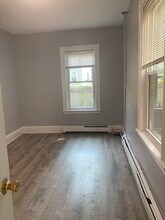 146 Spencer St, Unit 1 in Boston, MA - Building Photo - Building Photo