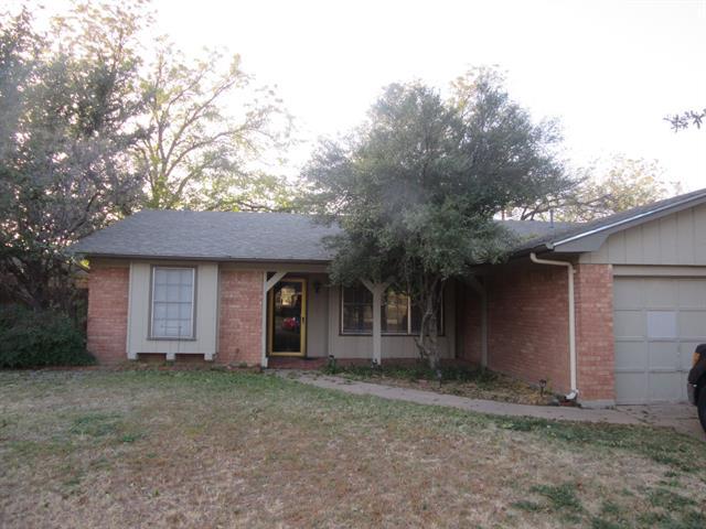 2902 Ivanhoe Ln in Abilene, TX - Building Photo