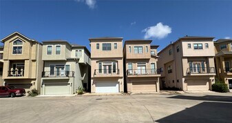 10626 Clearview Villa Pl in Houston, TX - Building Photo