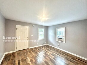 738 N Montgomery St in Memphis, TN - Building Photo - Building Photo