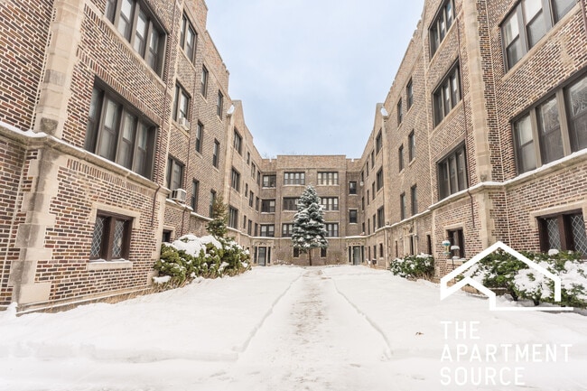 1319 W Estes Ave, Unit 22