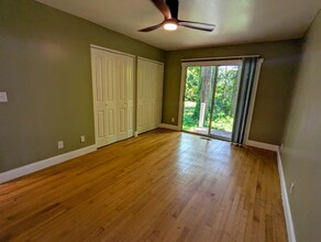 1141 Maple Dr in Tallahassee, FL - Building Photo - Building Photo