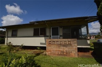 203 California Ave in Wahiawa, HI - Building Photo - Building Photo