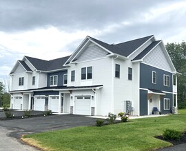 The Residence at Wemple Road in Glenmont, NY - Building Photo - Building Photo