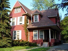 30 Oxford St in Rochester, NY - Building Photo