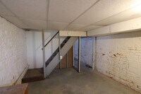 2311 Hunter St photo'