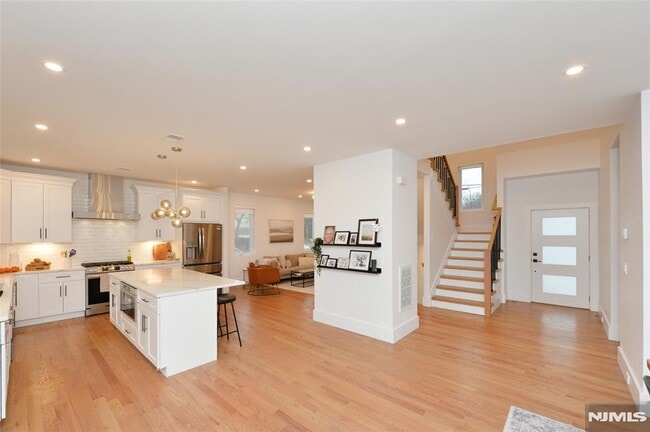 65 Franklin St in Tenafly, NJ - Building Photo - Building Photo