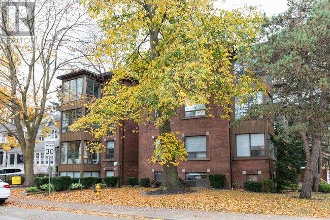 38 Leuty Ave in Toronto, ON - Building Photo - Building Photo