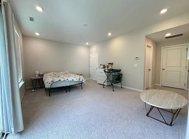 1002 Manorhaven Dr in Durham, NC - Building Photo - Building Photo
