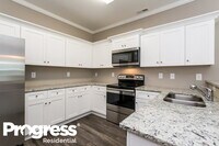 542 Fieldcrest Dr photo'