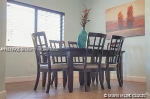 11115 W Okeechobee Rd in Hialeah Gardens, FL - Building Photo - Building Photo
