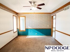 109 Summerset Cir in Papillion, NE - Building Photo - Building Photo