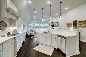 21825 Enchanted Rock Dr N in Porter, TX - Building Photo - Building Photo