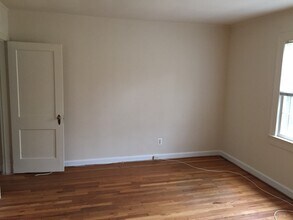 1401 S Edgewood St, Unit 486 in Arlington, VA - Building Photo - Building Photo