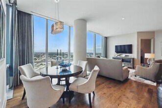 1301 Throckmorton St in Fort Worth, TX - Building Photo - Building Photo