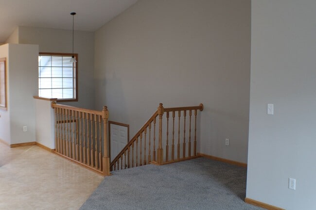 456 Meadow Ln in Somerset, WI - Building Photo - Building Photo