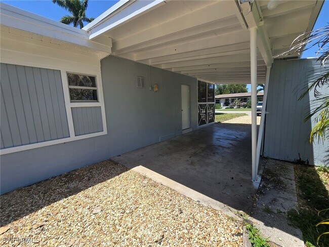 1838 Jefferson Ave in Ft. Myers, FL - Building Photo - Building Photo