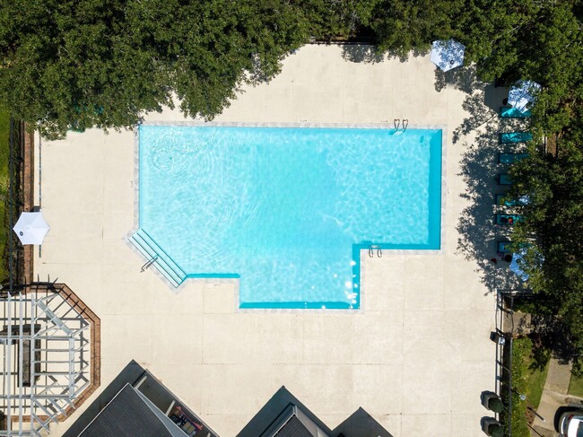 Aurea Apartments in Birmingham, AL - Foto de edificio - Building Photo