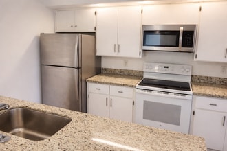 6407 64th Way in West Palm Beach, FL - Building Photo - Building Photo