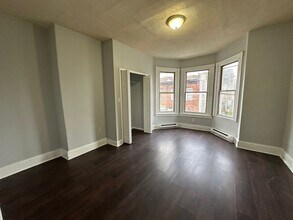 1948 E Monmouth St in Philadelphia, PA - Building Photo - Building Photo